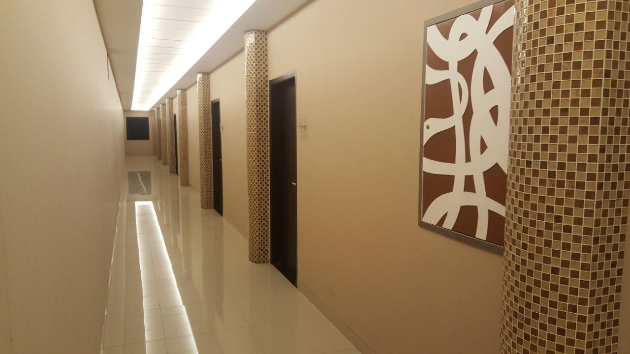 Hotel Sentral Jombang Esterno foto